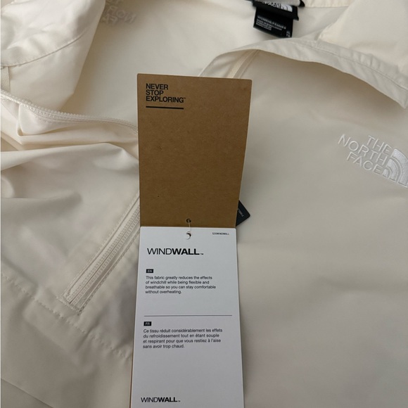 TNF Easy wind Pullover WHITE DUNE size XL - Picture 8 of 8